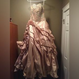 BALLGOWN CORSET DRESS